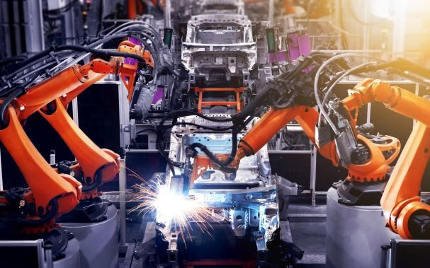 Elemzők: márciusban meglepően megélénkült az ipari termelés